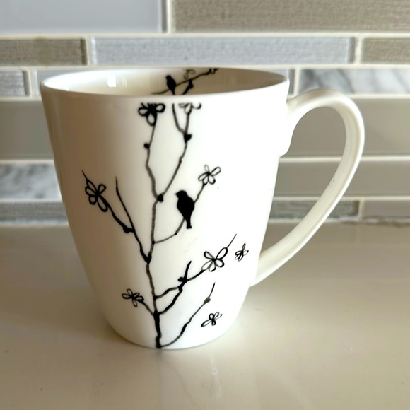 Bird on a tree 14 oz white bone china mug - Picture 1 of 3